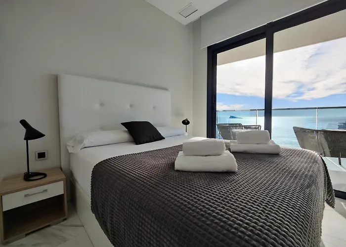 Sunset Drive Superb Apartment